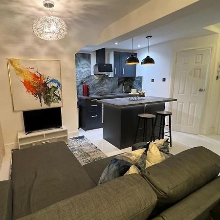 Newly Renovated Modern Studio Apartment In West Kensington Londres Extérieur photo